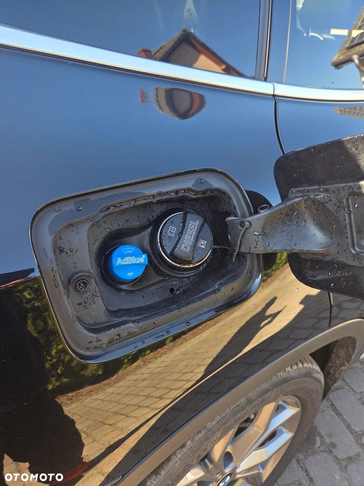 BMW X3 sDrive18d xLine - 18