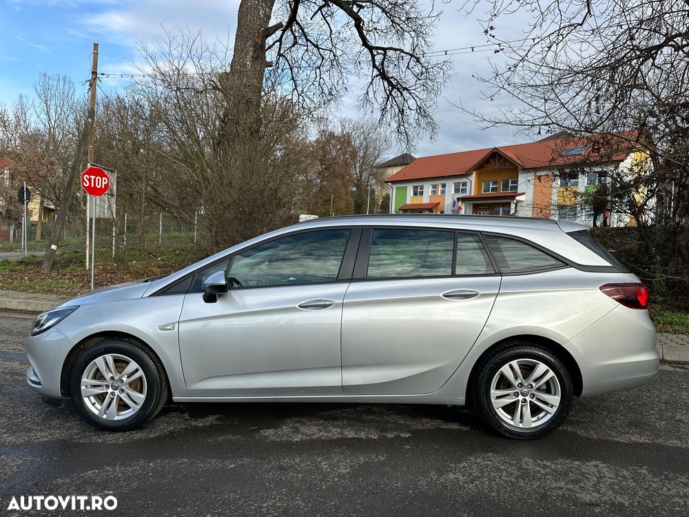 Opel Astra 1.6 D Start/Stop 120 Jahre - 23