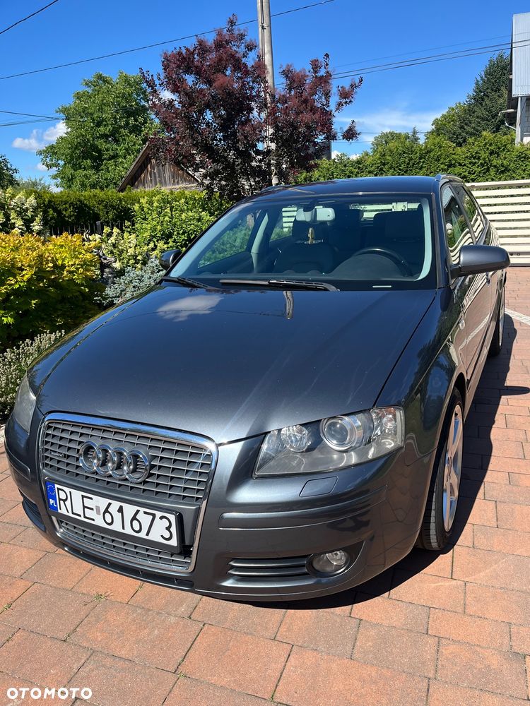 Audi A3 Sportback - 1