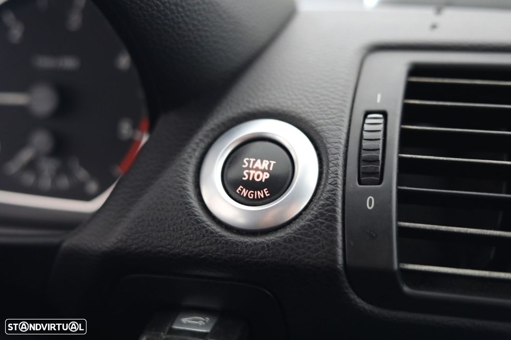 BMW 116 d Line Sport - 11