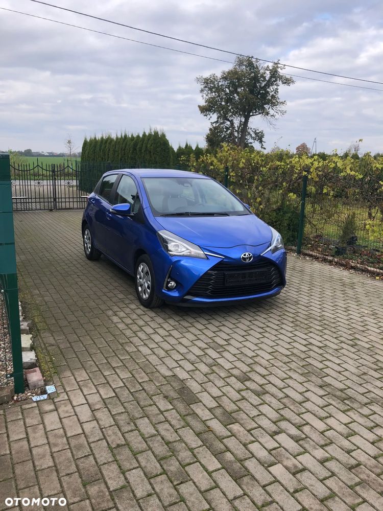 Toyota Yaris - 4