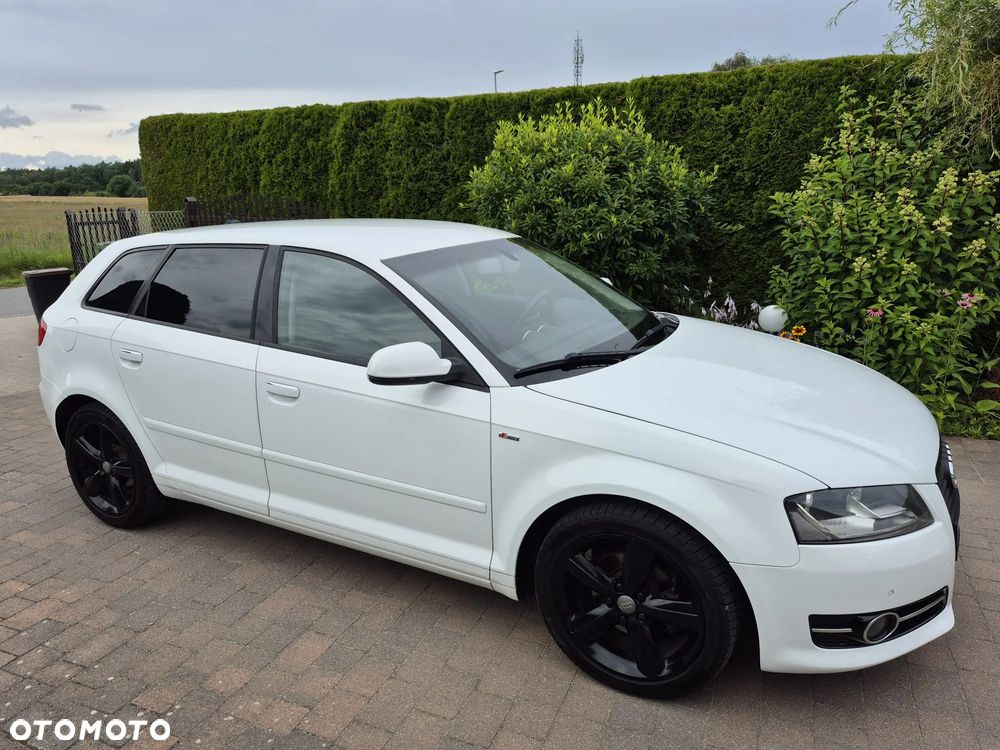Audi A3 Sportback 1.6 TDI DPF Ambiente - 6