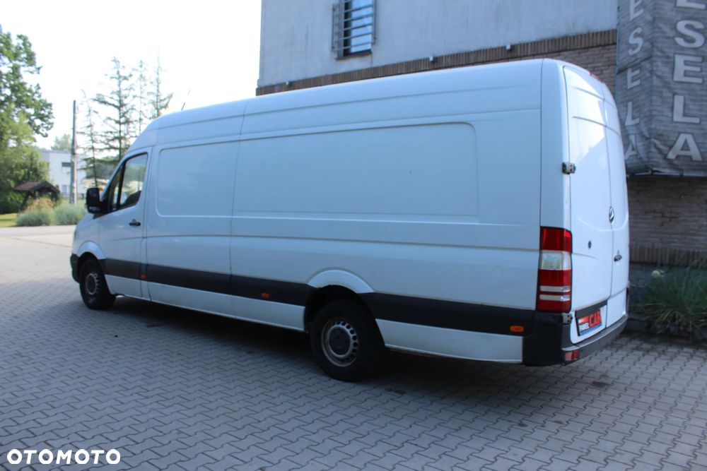 Mercedes-Benz Sprinter - 6