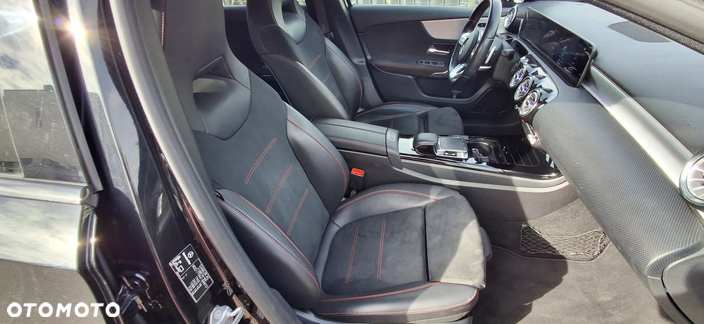 Mercedes-Benz Klasa A 250 AMG Line 7G-DCT - 13