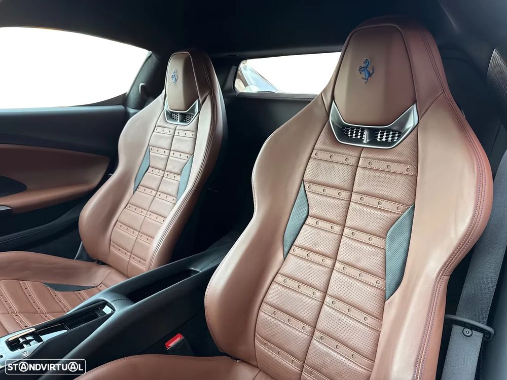 Ferrari 296 GTB - 13