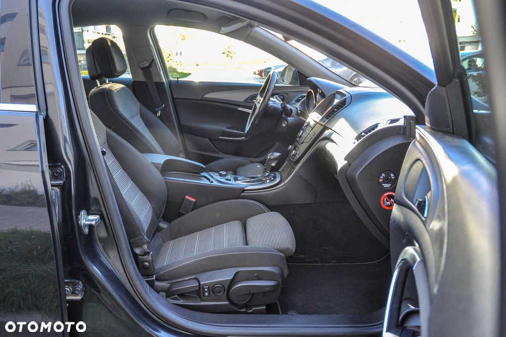 Opel Insignia - 10