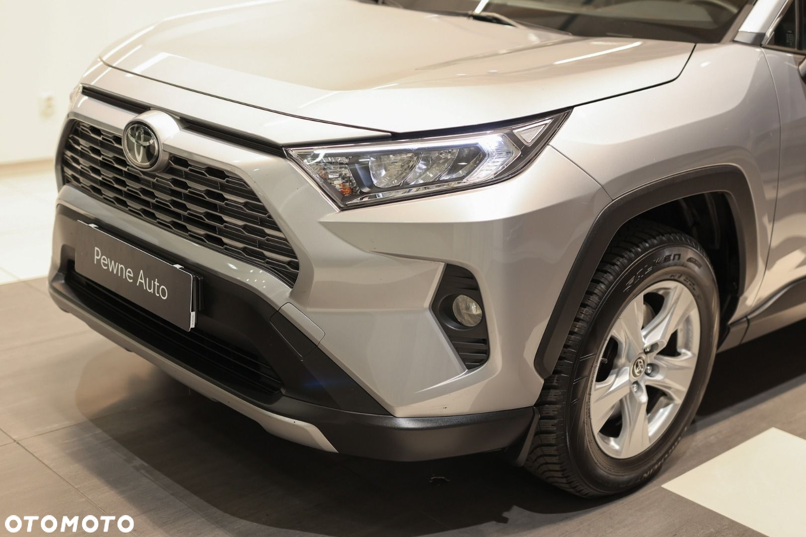 Toyota RAV4 - 12
