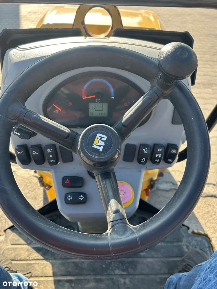 Caterpillar CB2.7GC - 6