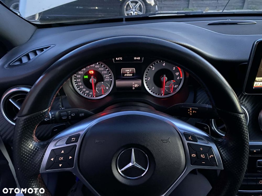 Mercedes-Benz Klasa A 200 CDI 7G-DCT AMG Line - 19