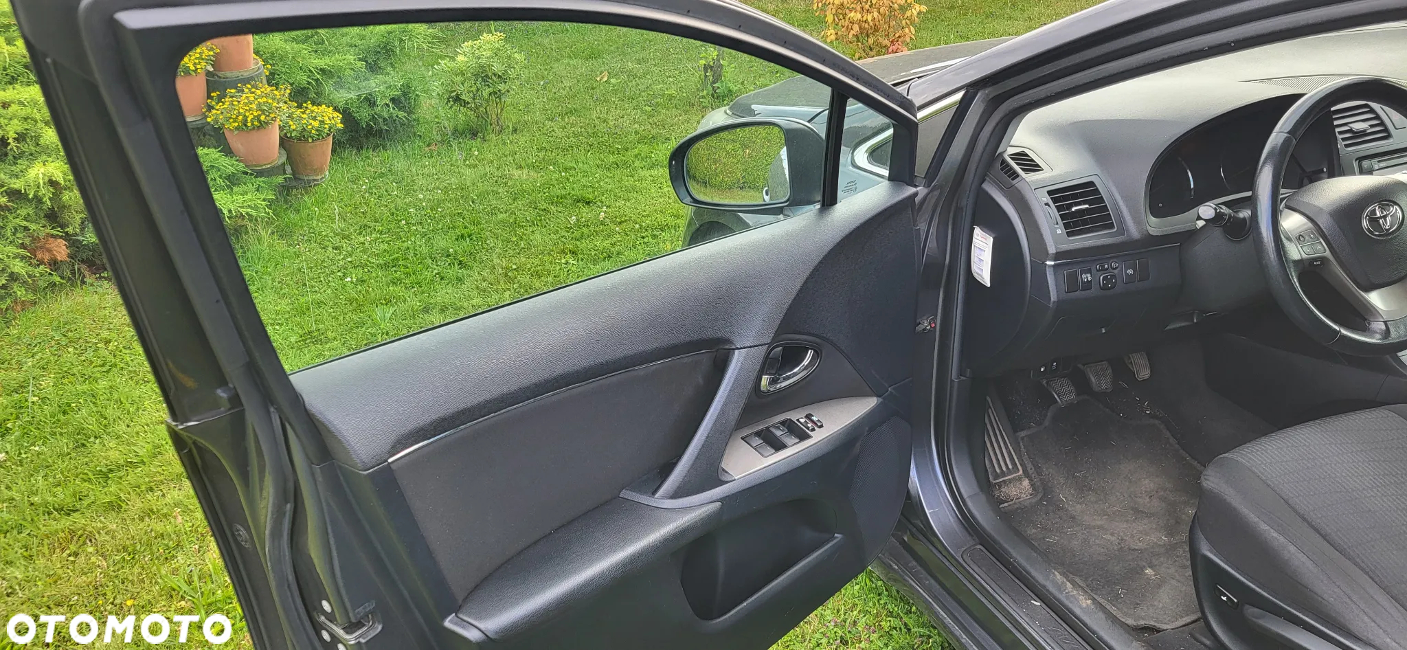 Toyota Avensis - 11