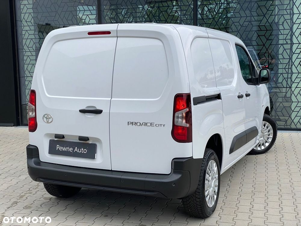 Toyota PROACE CITY - 11