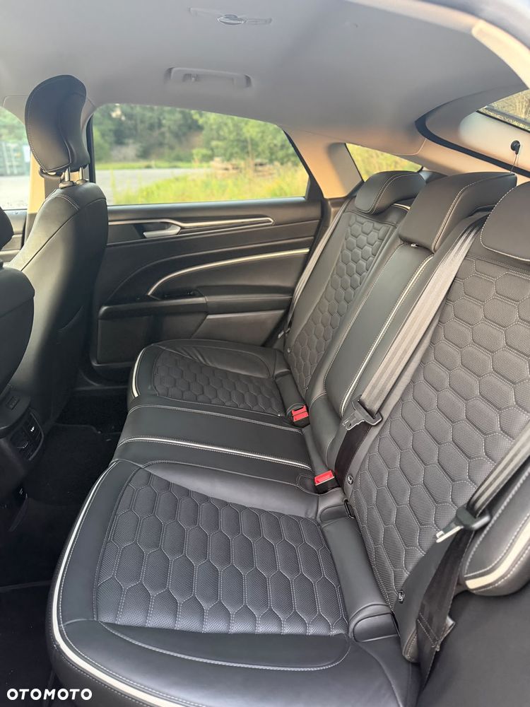 Ford Mondeo 2.0 EcoBlue Vignale - 10