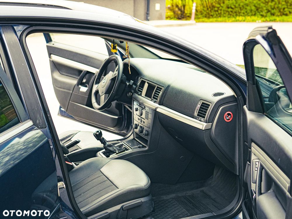 Opel Vectra 1.9 CDTI DPF Cosmo Plus - 12