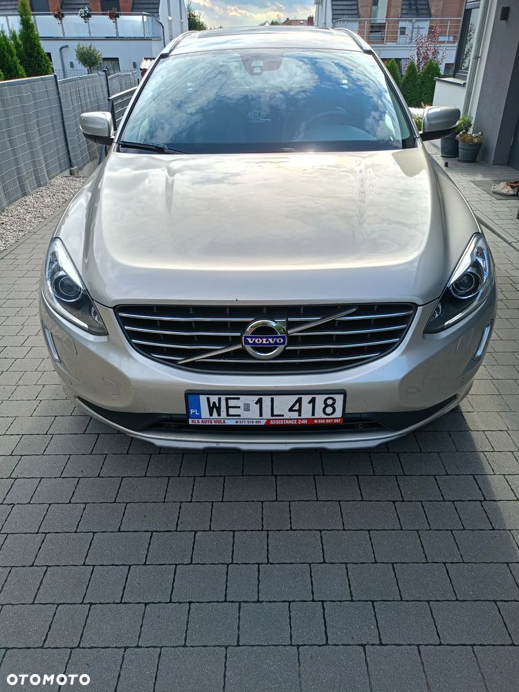 Volvo XC 60 D4 AWD Summum - 3