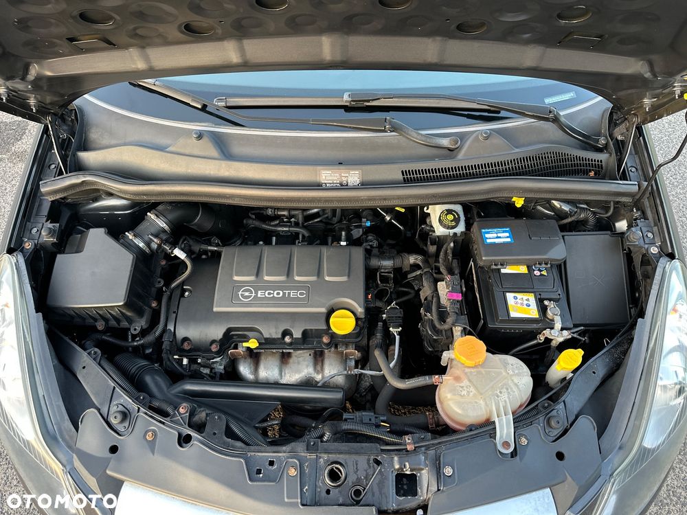 Opel Corsa 1.2 16V - 9