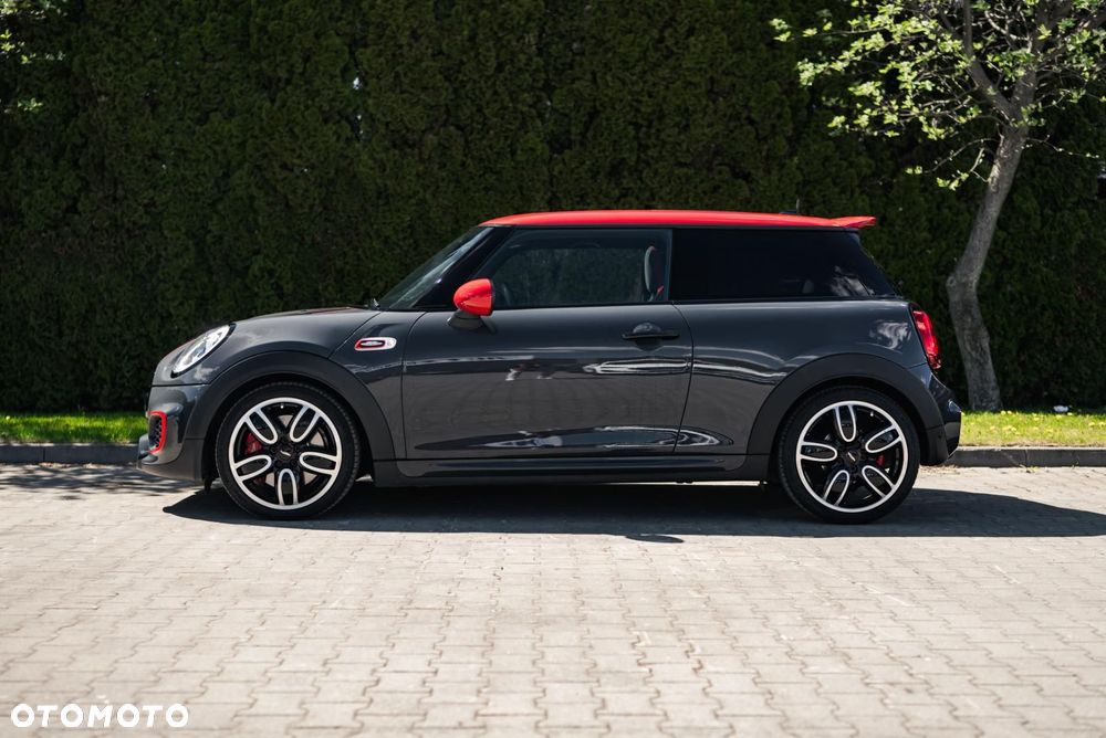 MINI John Cooper Works - 8
