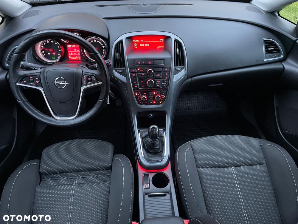 Opel Astra 1.4 Turbo Sport - 11