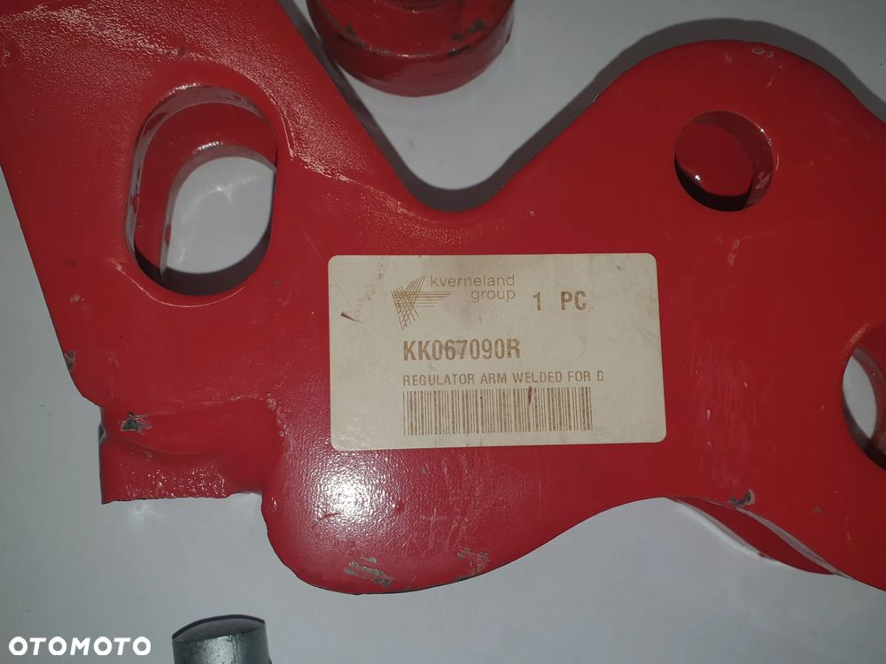 Pług Kverneland. Regulator napięcia resora. Napinacz resora głównego - 4