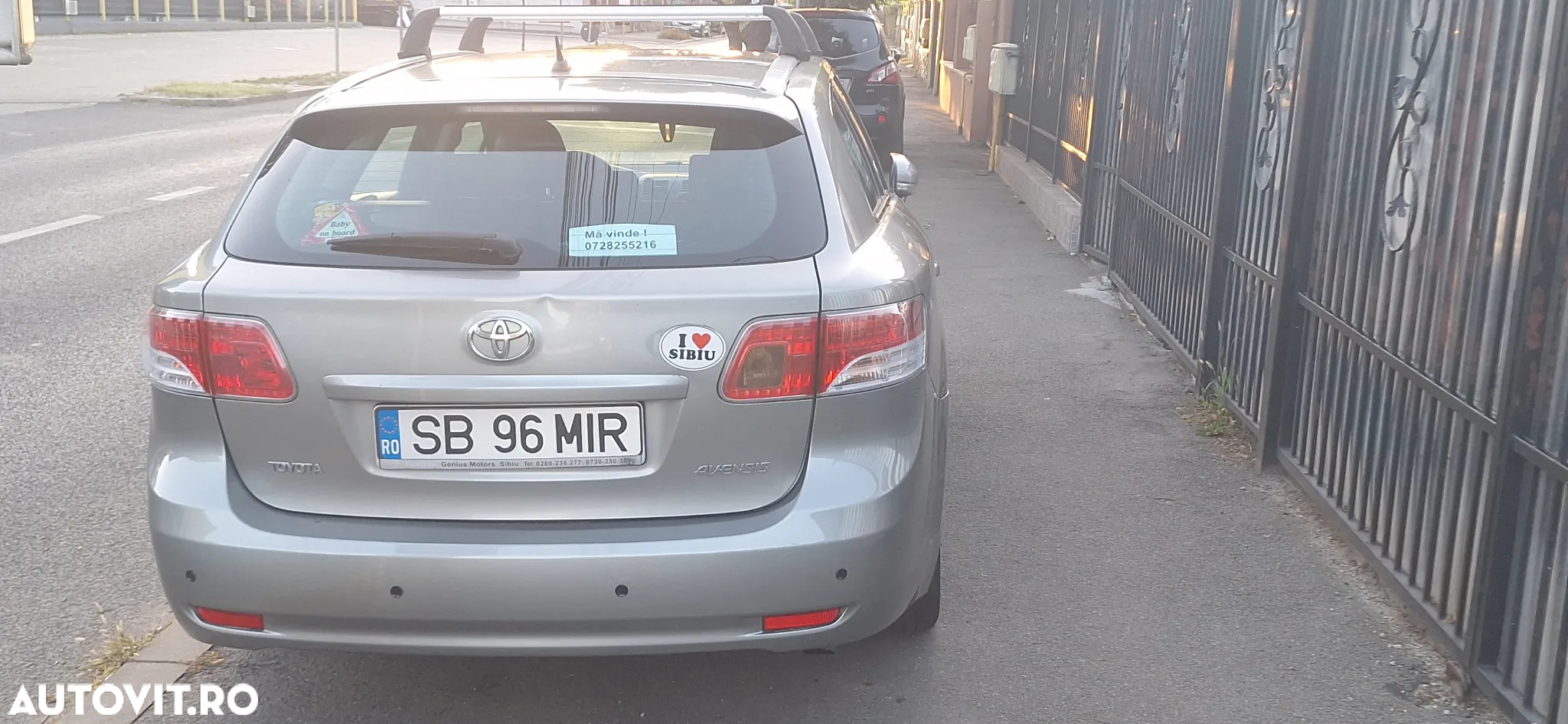 Toyota Avensis 2.0 D-4D Executive - 3