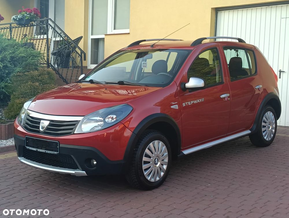 Dacia Sandero Stepway 1.6 - 4