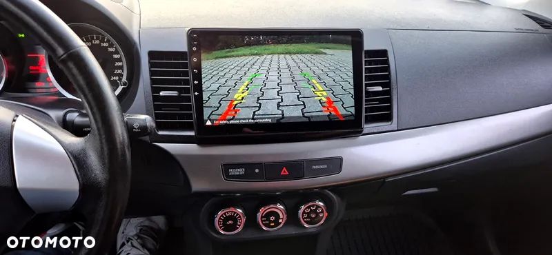 Mitsubishi Lancer 1.6 Invite - 12