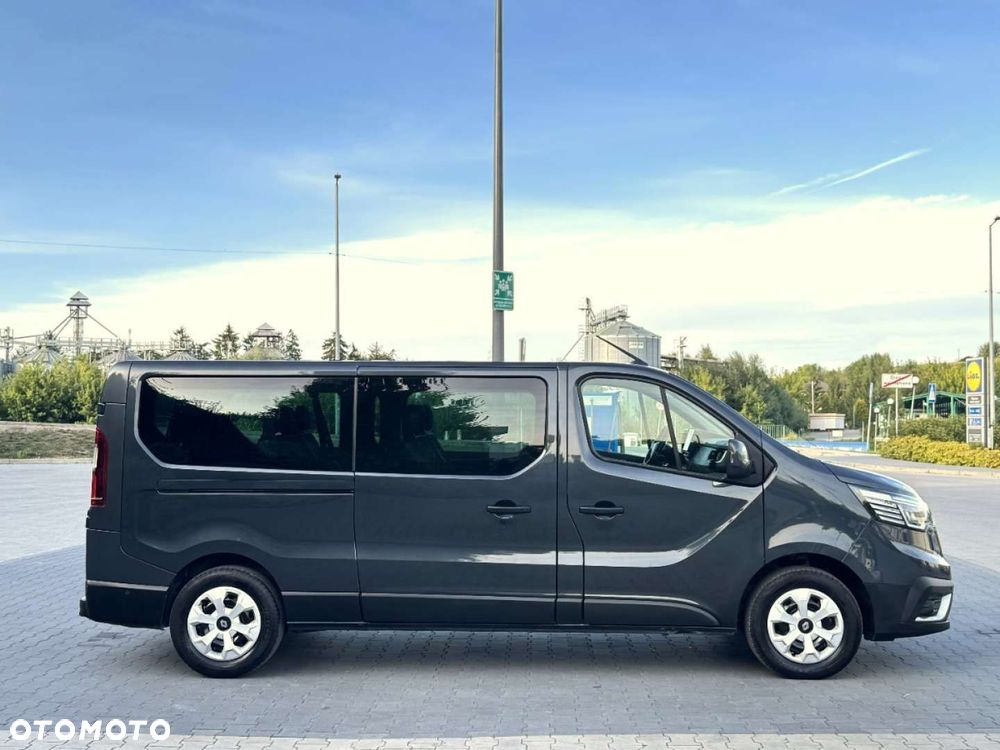Renault Trafic - 16