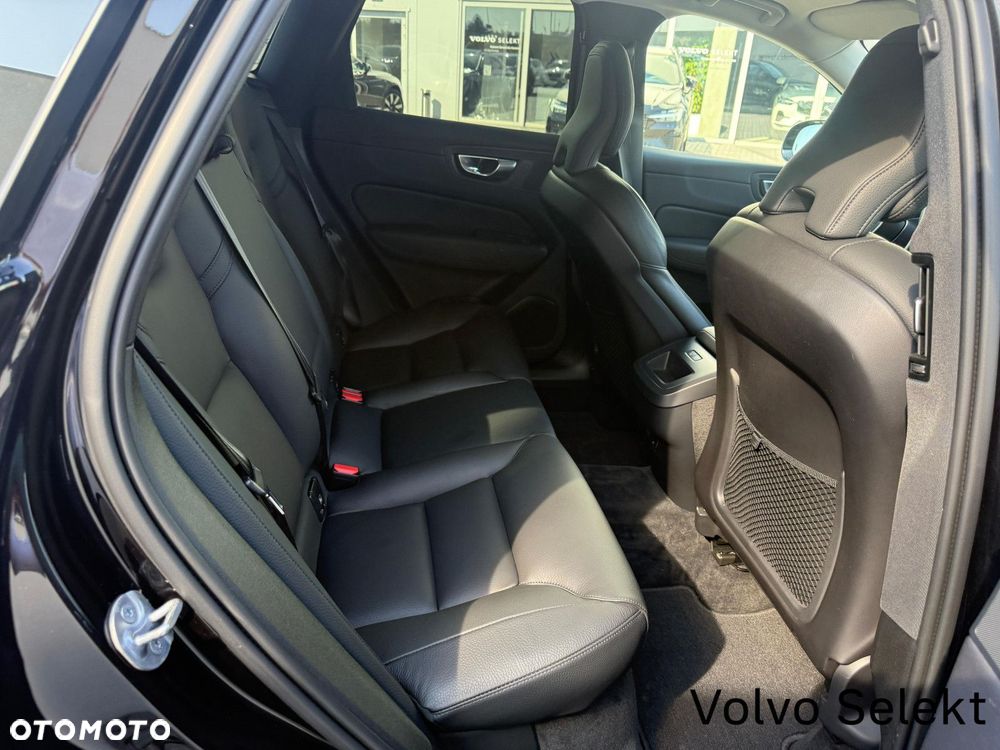 Volvo XC 60 - 33