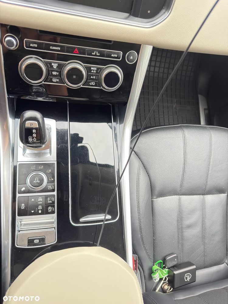 Land Rover Range Rover Sport SDV6 HSE - 12