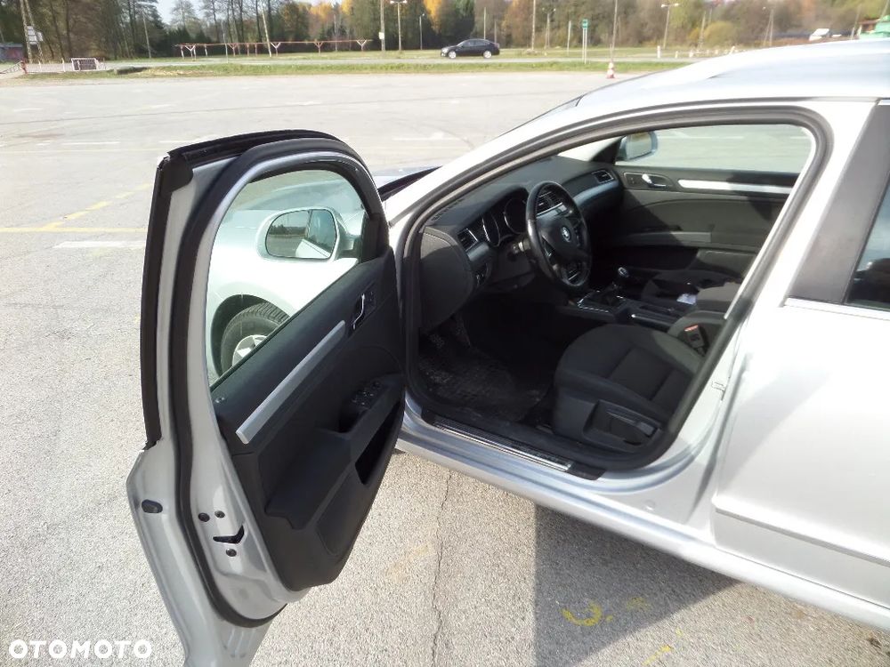 Skoda Superb 1.8 TSI Ambition Outdoor - 11