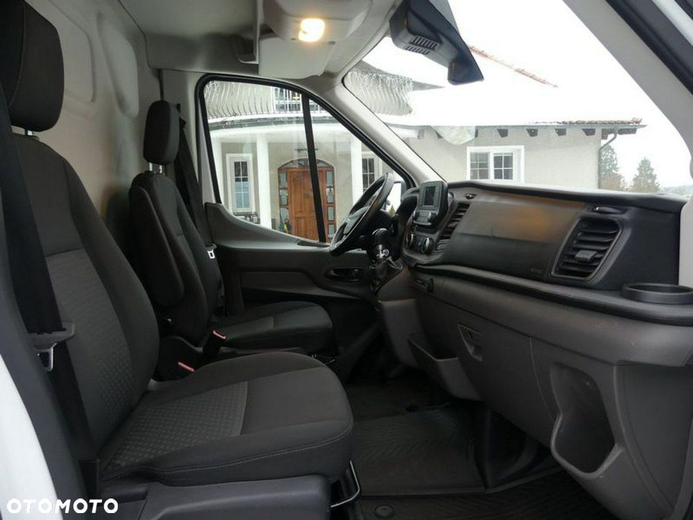 Ford Transit - 9
