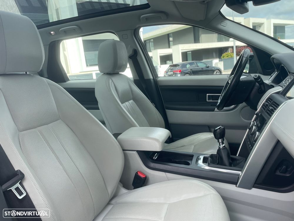 Land Rover Discovery Sport 2.0 TD4 HSE Luxury - 22