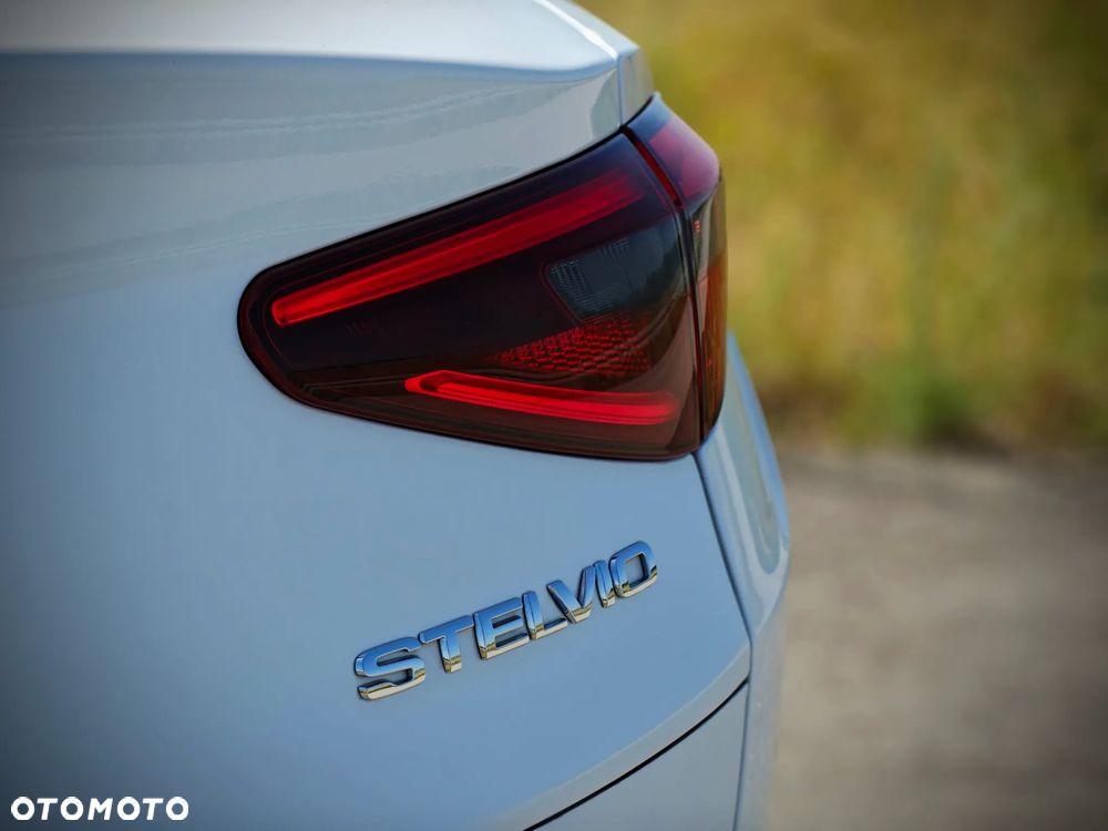 Alfa Romeo Stelvio 2.0 Turbo Executive Q4 - 7