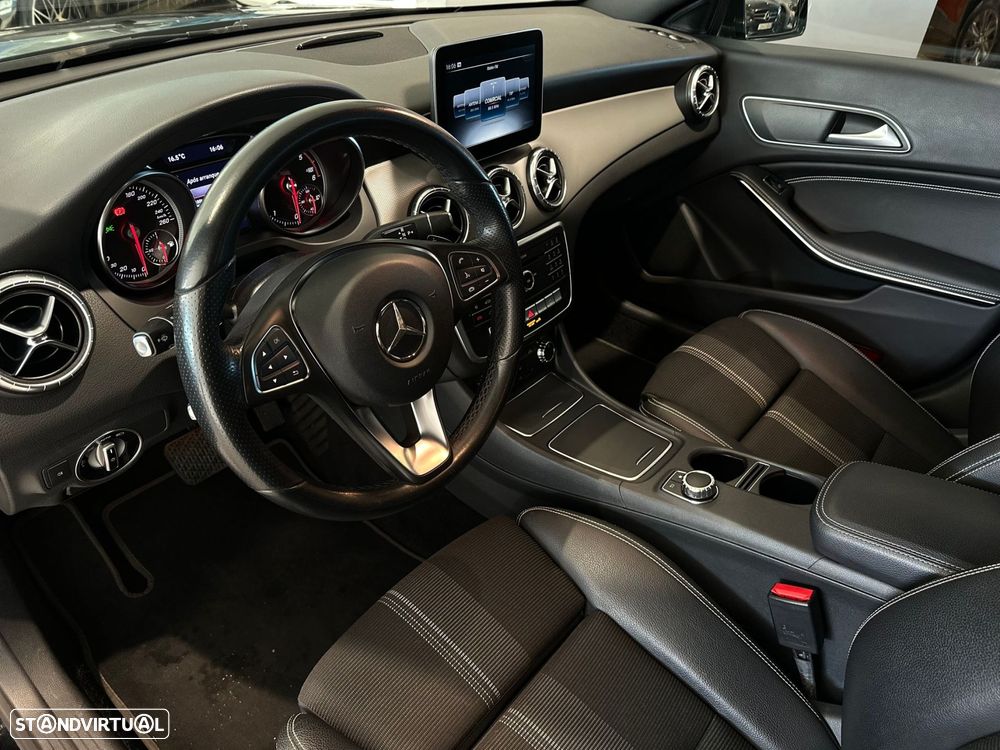 Mercedes-Benz CLA 200 d Shooting Brake Urban Aut. - 19