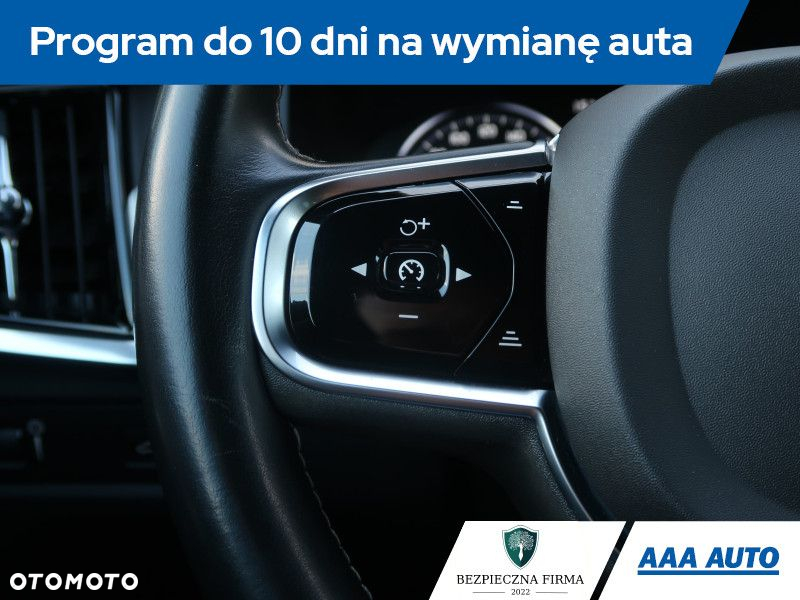 Volvo S90 - 19