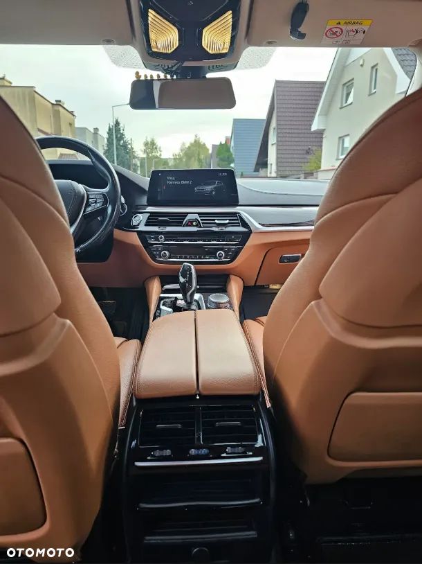 BMW Seria 5 530i Luxury Line - 8