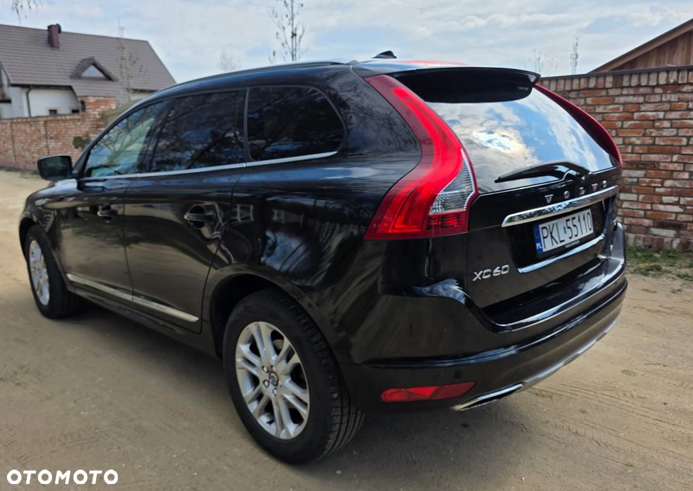 Volvo XC 60 - 4