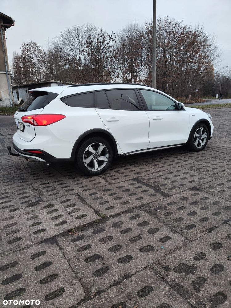 Ford Focus 1.0 EcoBoost mHEV Active X - 6