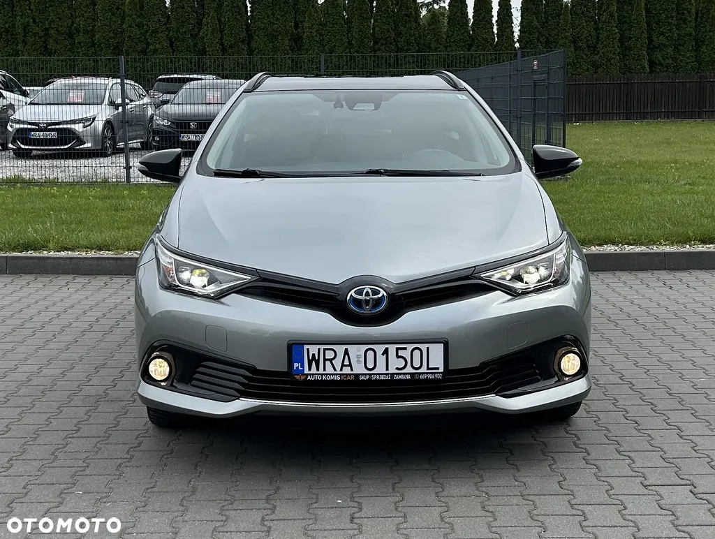 Toyota Auris - 2