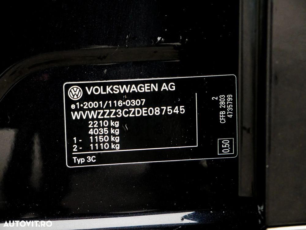 Volkswagen Passat - 32