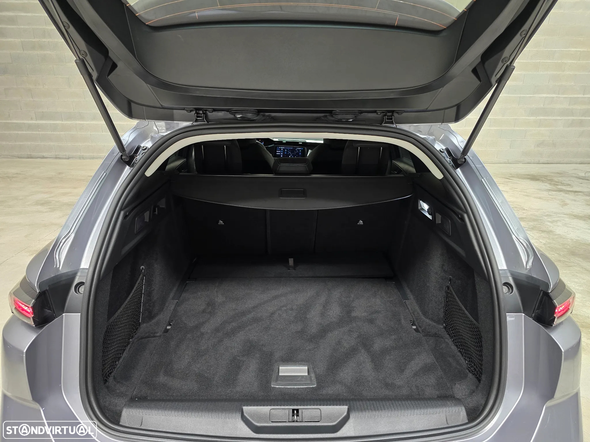 Peugeot 308 SW 1.2 PureTech Allure Pack EAT8 - 42