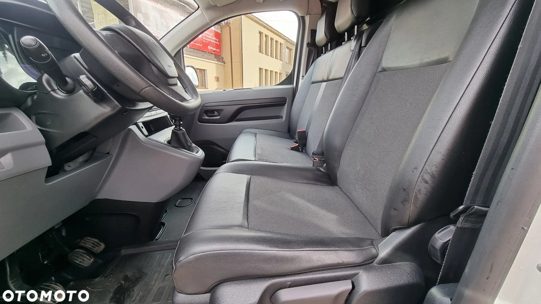 Peugeot Expert - 11