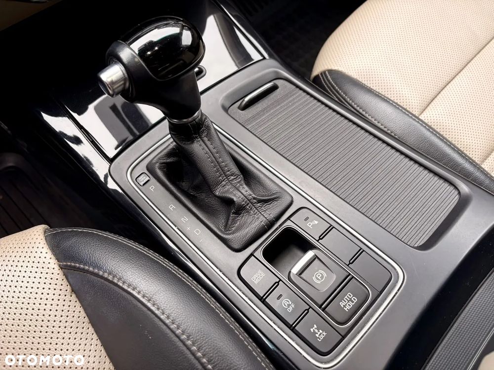 Kia Sorento 2.0 CRDI L - 15