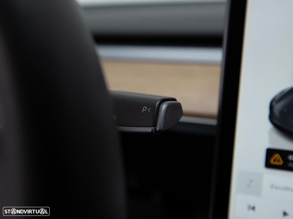 Tesla Model 3 Long-Range Dual Motor AWD - 19