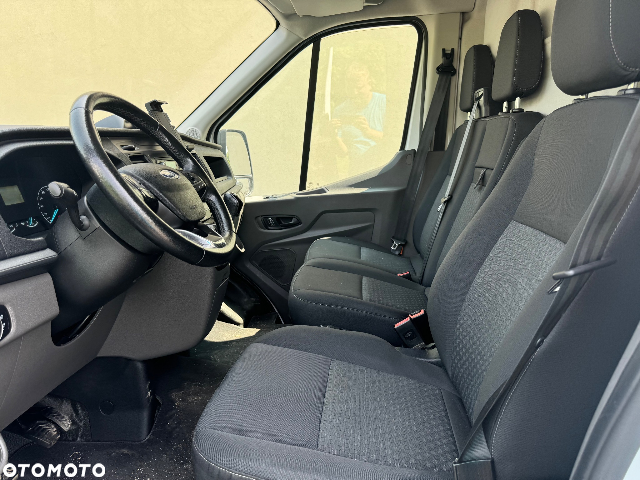 Ford Transit - 28