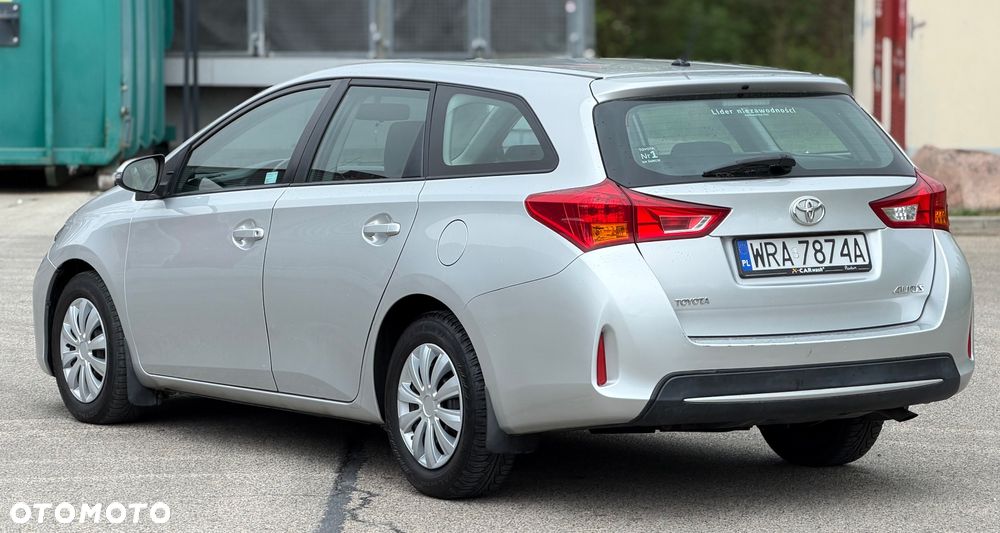 Toyota Auris 1.4 D-4D Life - 2