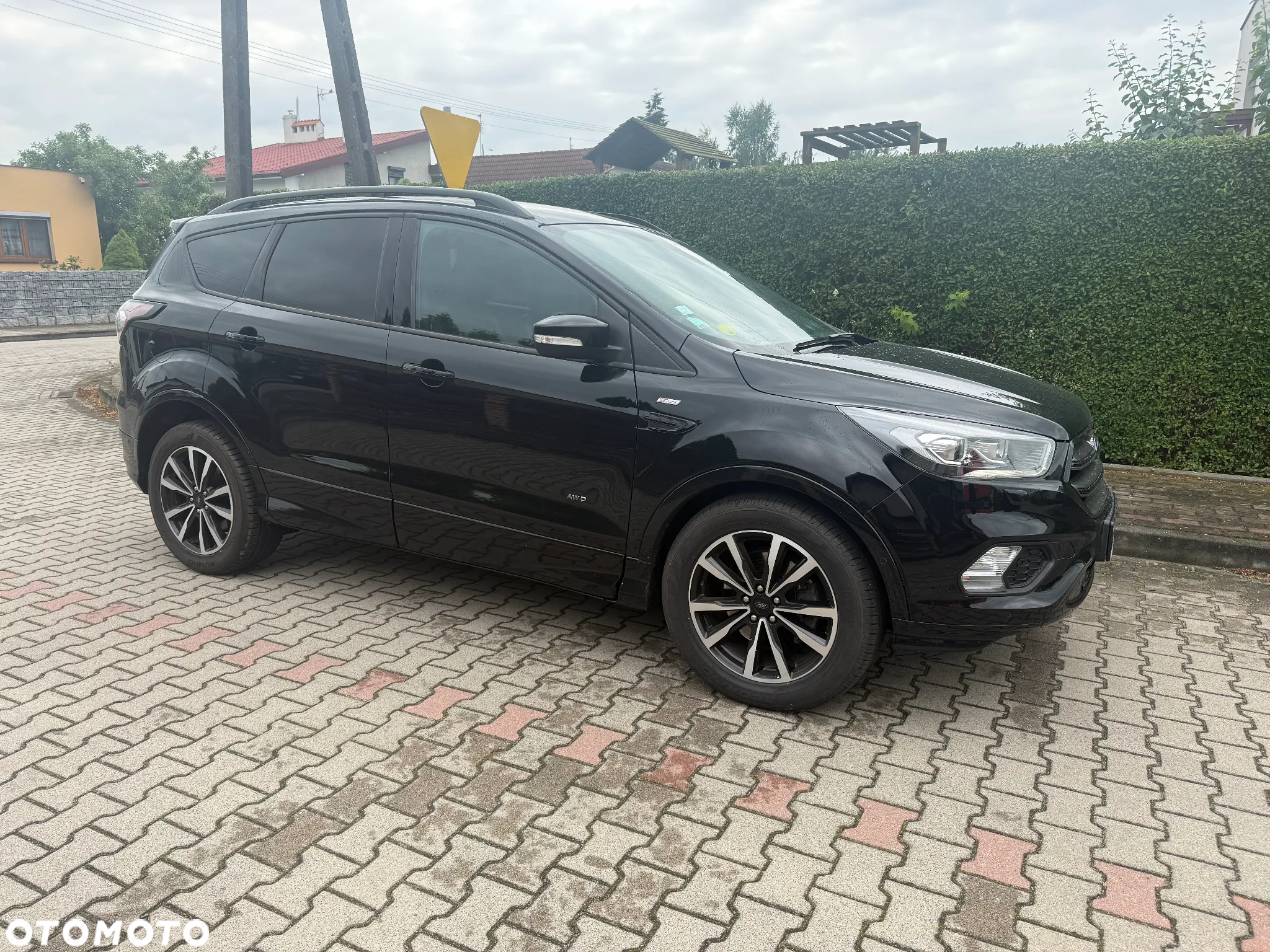 Ford Kuga 2.0 TDCi 4x4 ST-Line - 4
