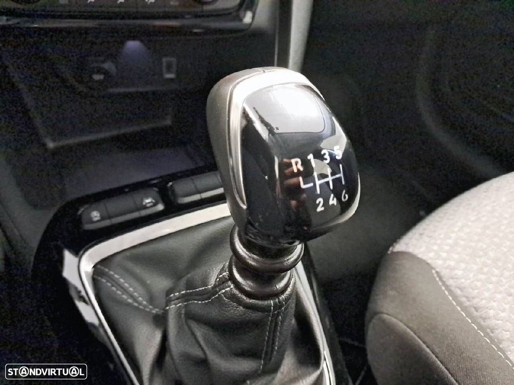 Opel Corsa 1.2 T Edition - 21