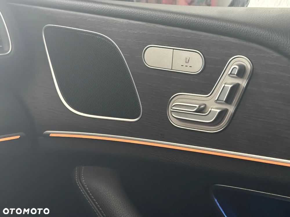 Mercedes-Benz GLE 300 d 4-Matic - 13