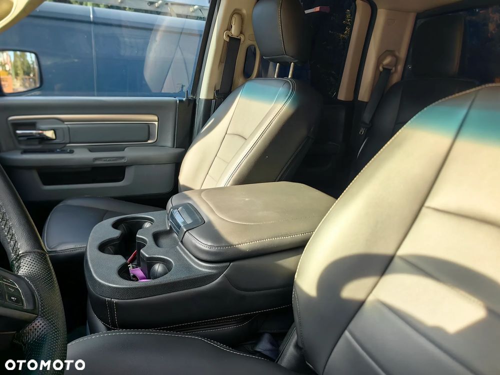 Dodge RAM 1500 5.7 4x4 - 31