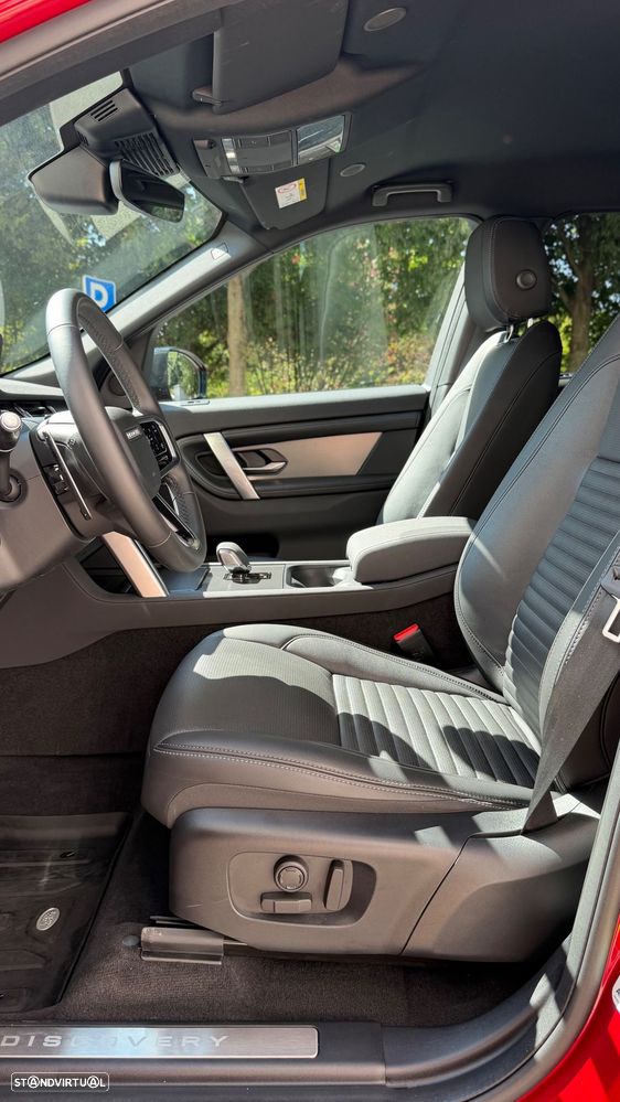 Land Rover Discovery Sport 1.5 I3 P300e AWD R-Dynamic SE - 9